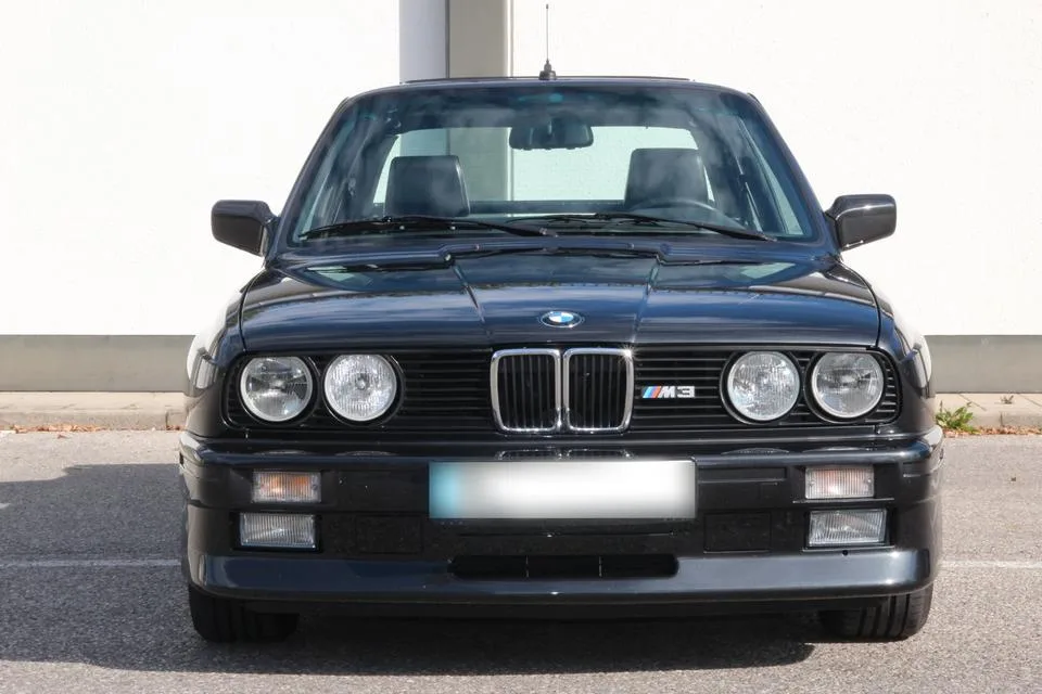BMW M3 E30 — Ansicht 2