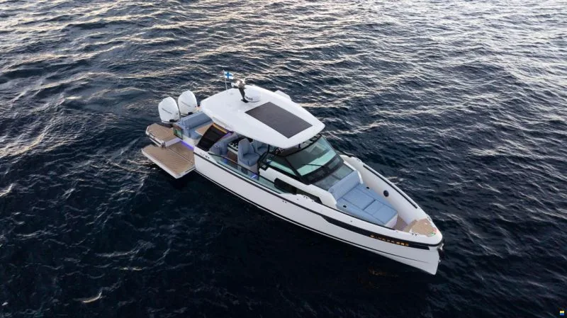 Saxdor 320 GTO Daycruiser — Ansicht 8